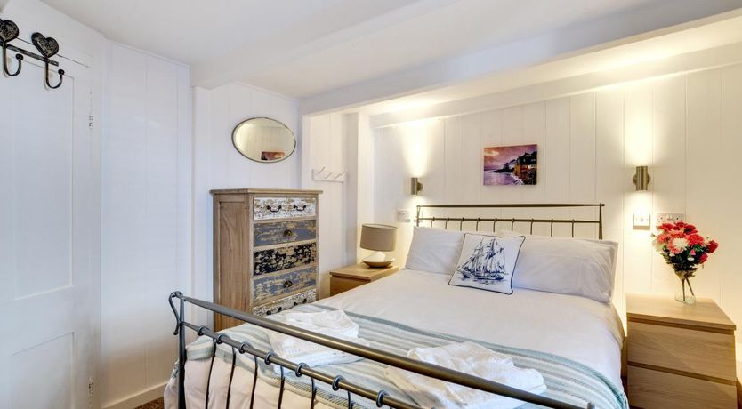 Photo of 3 Bed in St. Ives