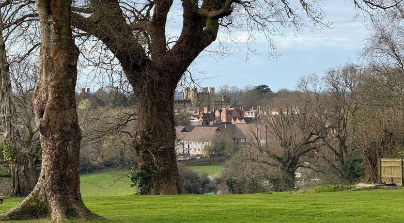 Photo of 2 Bed in Battle