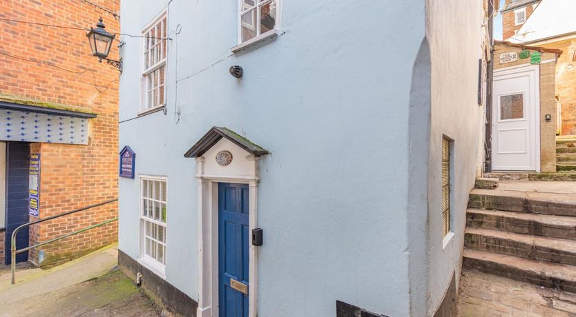 Photo of 2 Bed in Whitby