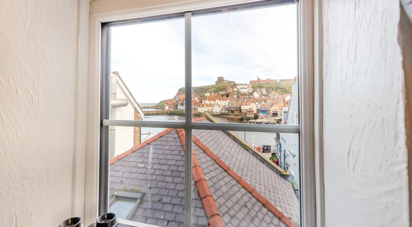 Photo of 2 Bed in Whitby