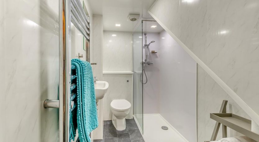 Photo of 2 Bed in Whitby