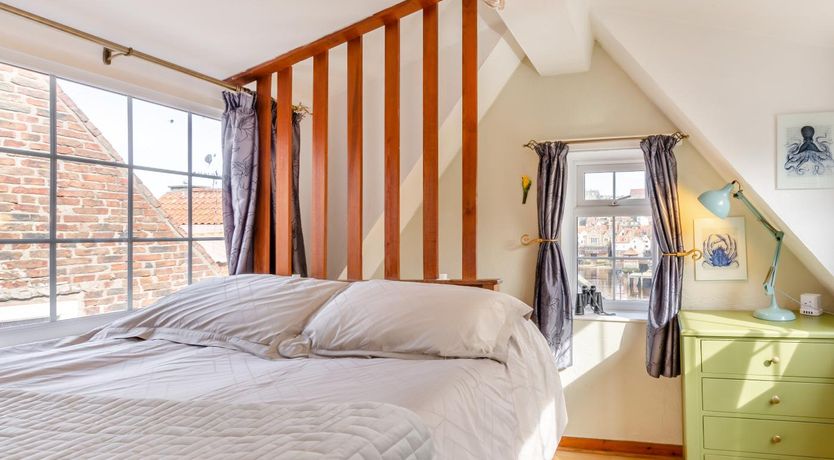 Photo of 2 Bed in Whitby