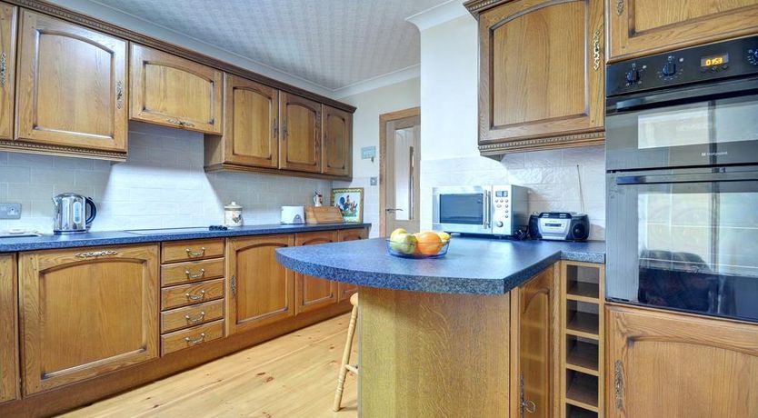 Photo of 3 Bed in Whitby