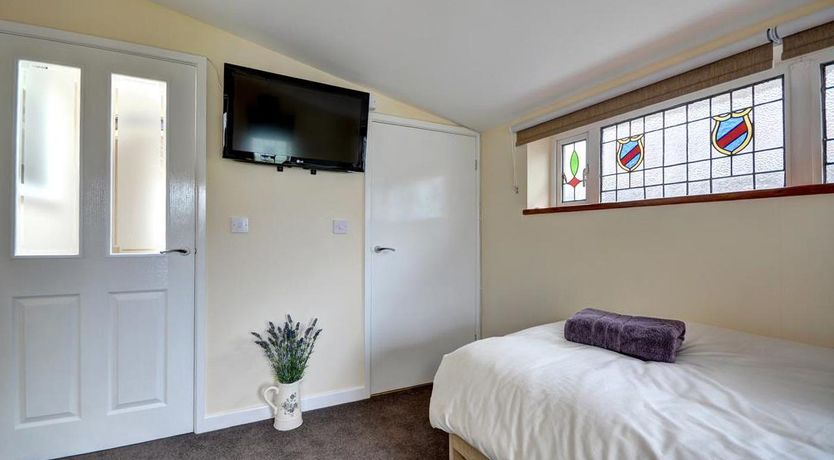 Photo of 3 Bed in Whitby