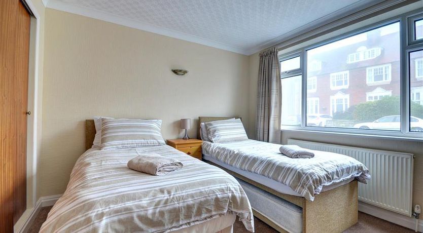 Photo of 3 Bed in Whitby