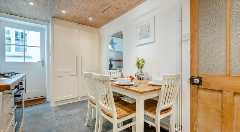 Photo of 2 Bed in Padstow