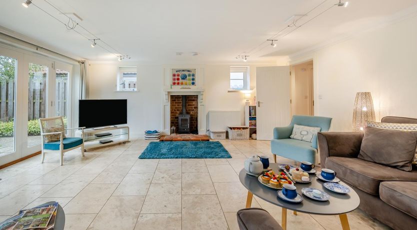 Photo of 4 Bed in Friston