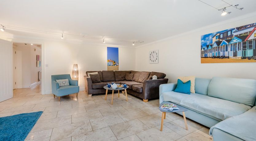 Photo of 4 Bed in Friston