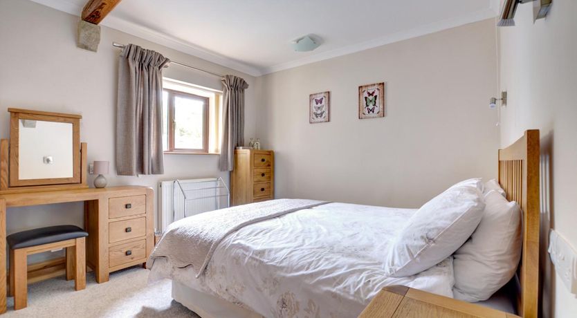 Photo of 2 Bed in Cowling