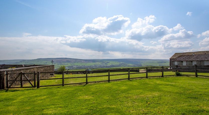 Photo of 2 Bed in Cowling