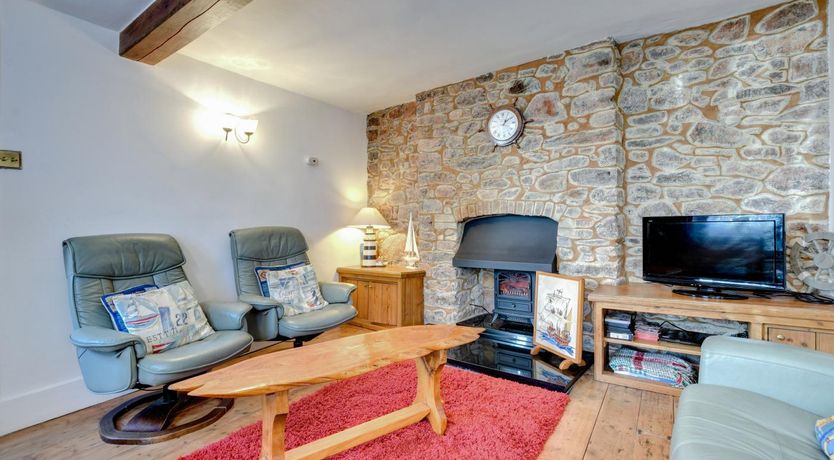 Photo of 3 Bed in Torquay