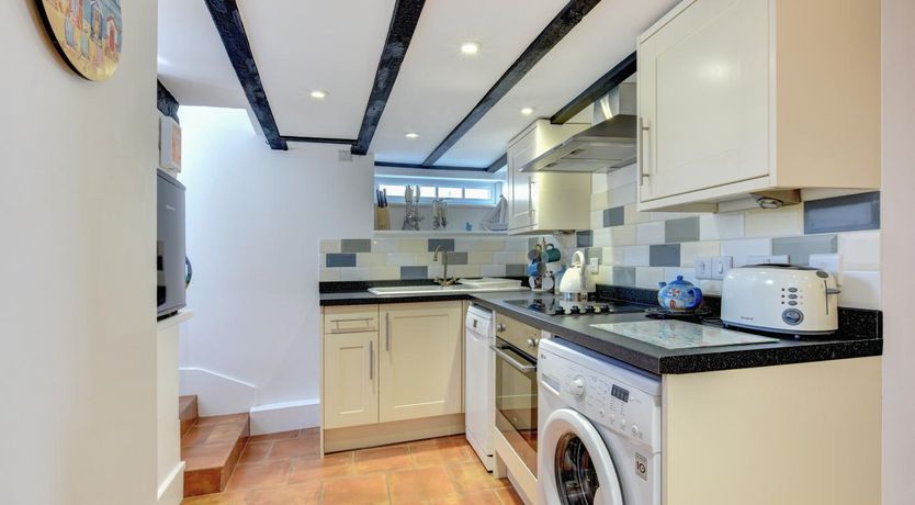 Photo of 3 Bed in Torquay