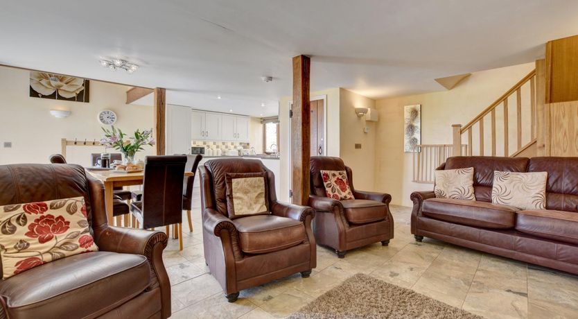 Photo of 3 Bed in Tiverton