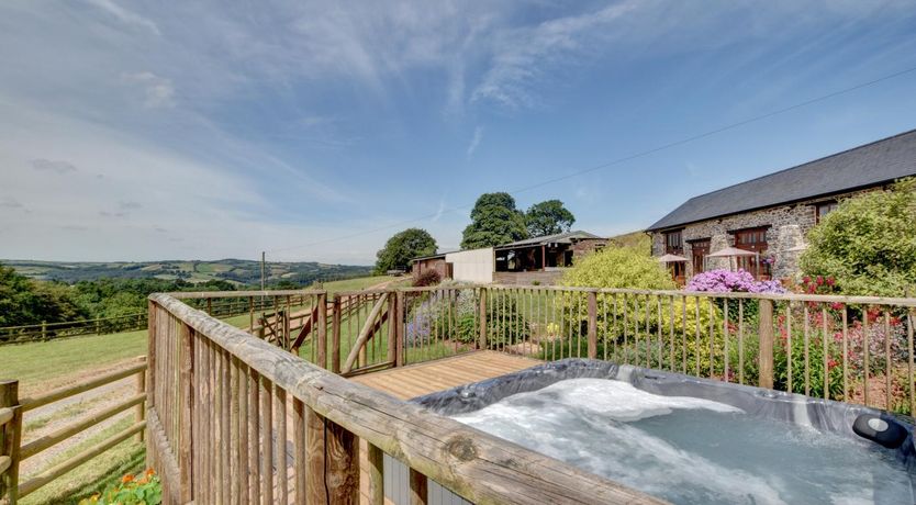 Photo of 3 Bed in Tiverton