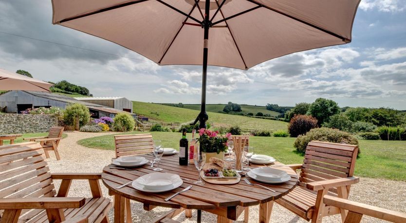 Photo of 3 Bed in Tiverton