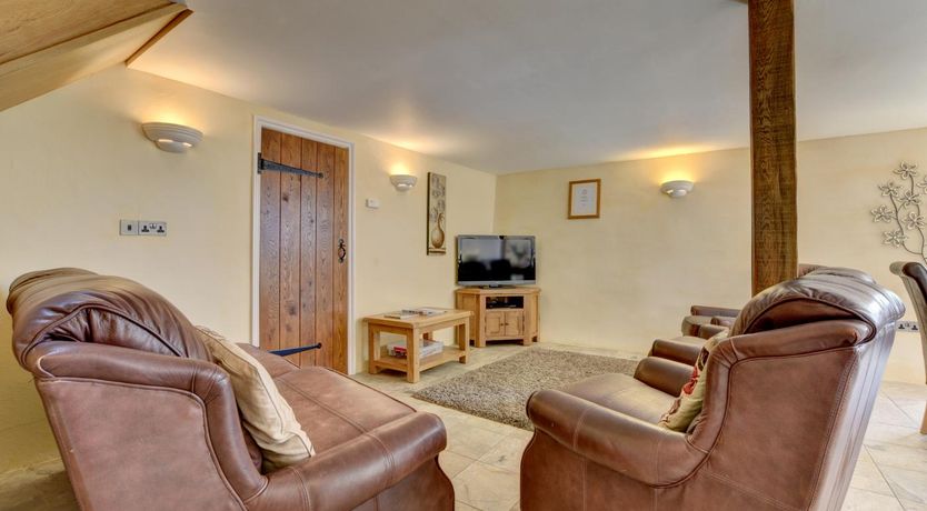 Photo of 3 Bed in Tiverton