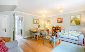 Photo of 3 Bed in Wrentham