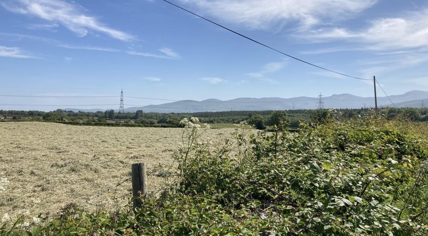 Photo of 2 Bed in Y Felinheli