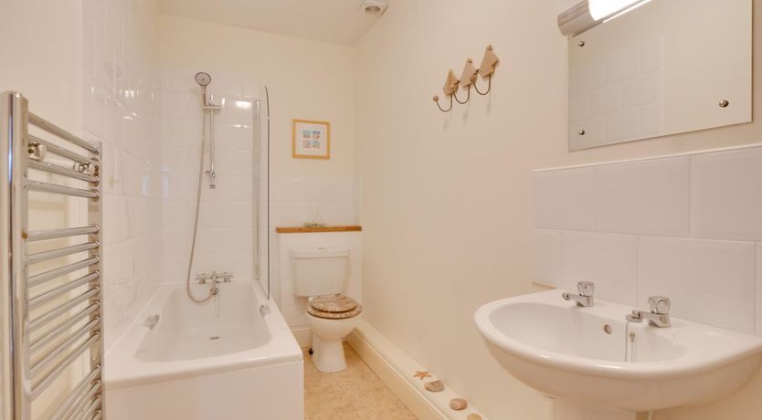 Photo of 2 Bed in Whitby