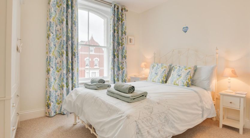 Photo of 2 Bed in Whitby