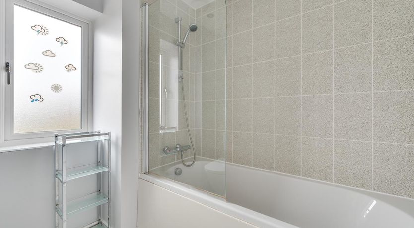 Photo of 3 Bed in Felixstowe