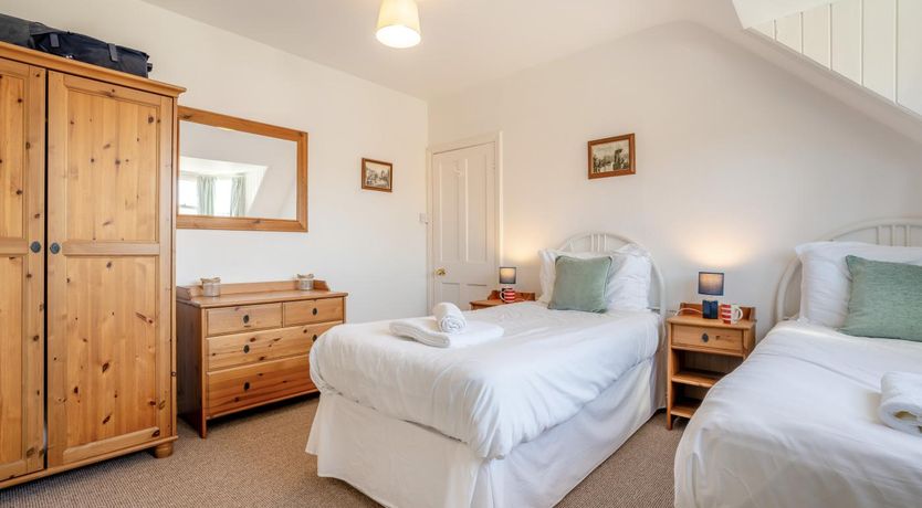 Photo of 3 Bed in Whitby