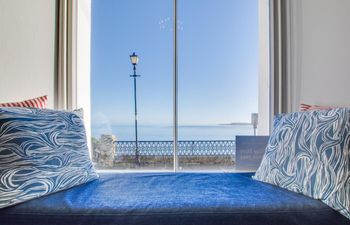 2 Bed in Tenby Holiday Home