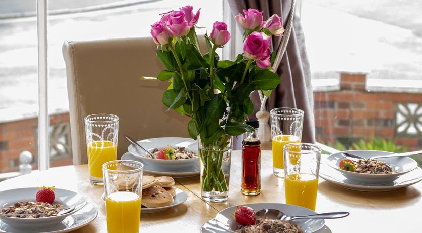 Photo of 2 Bed in Whitby