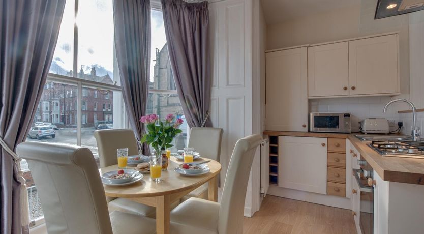 Photo of 2 Bed in Whitby