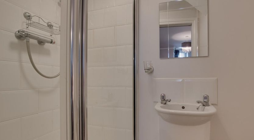 Photo of 2 Bed in Whitby