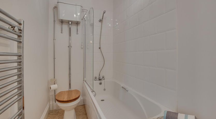 Photo of 2 Bed in Whitby