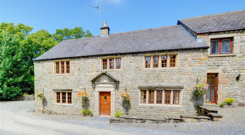 Photo of 6 Bed in Tosside Near Settle