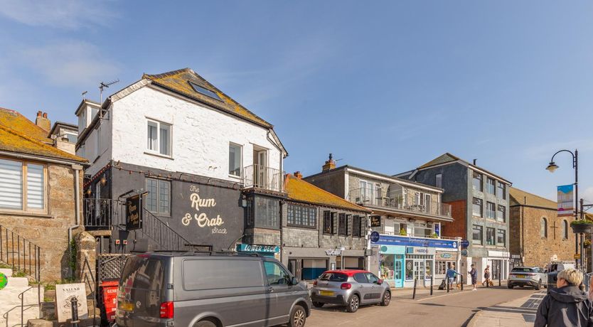 Photo of 2 Bed in St. Ives