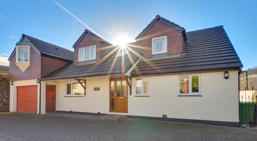 Photo of 4 Bed in Shaldon