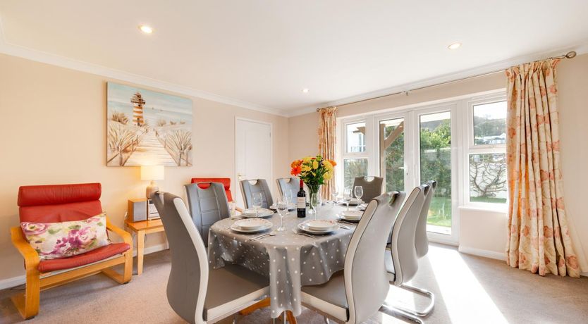 Photo of 4 Bed in Shaldon