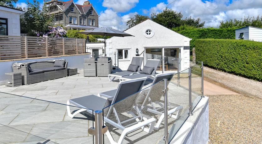 Photo of 2 Bed in Abersoch