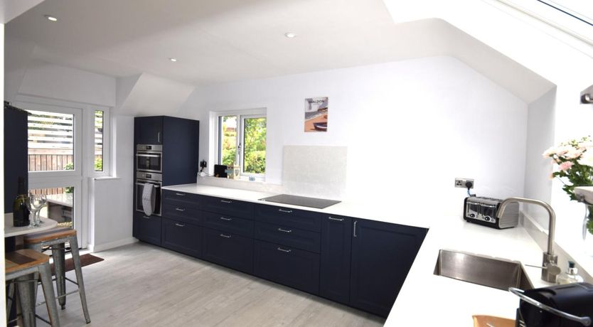 Photo of 4 Bed in Shaldon