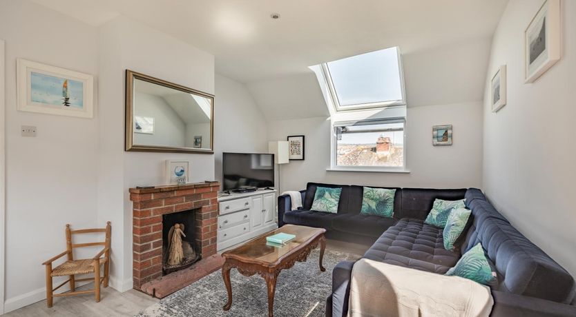 Photo of 4 Bed in Shaldon