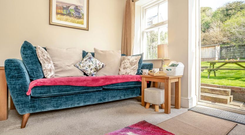 Photo of 2 Bed in Whitby