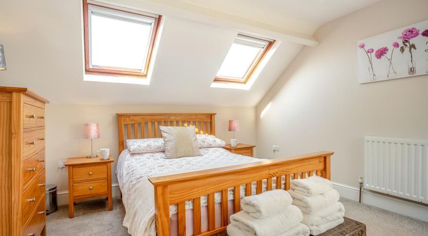 Photo of 2 Bed in Whitby