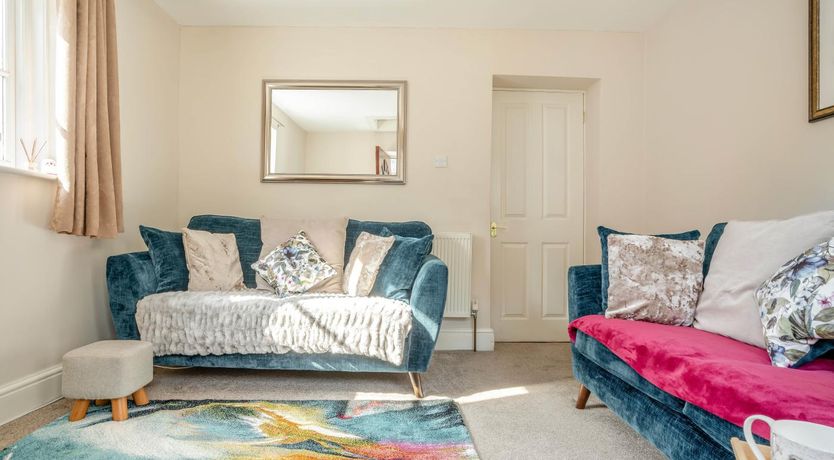 Photo of 2 Bed in Whitby