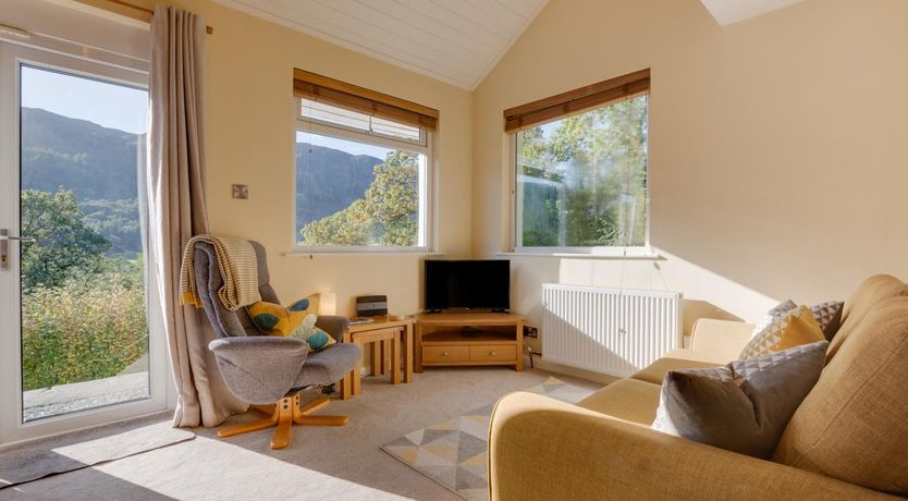 Photo of 2 Bed in Chapel Stile