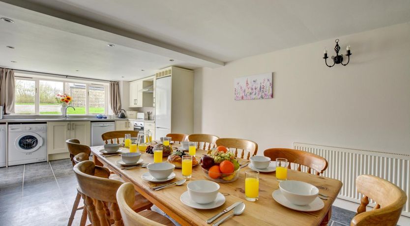 Photo of 5 Bed in Tosside Near Settle
