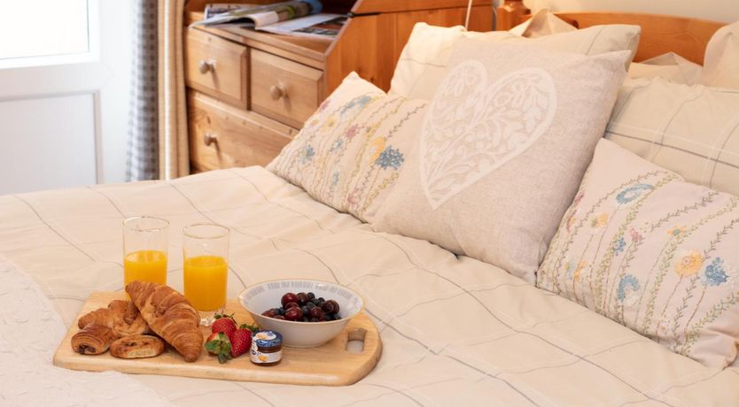 Photo of 2 Bed in Whitby