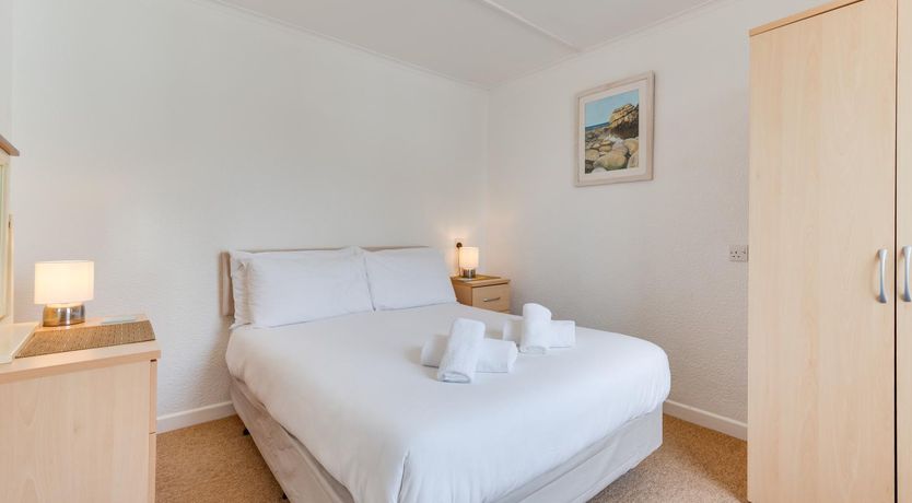 Photo of 2 Bed in St Ives