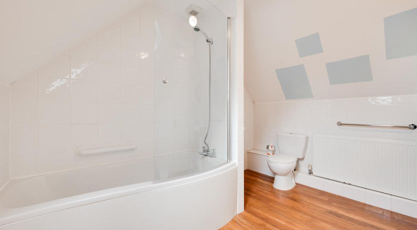 Photo of 2 Bed in Rye