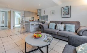 Photo of 2 Bed in St. Ives