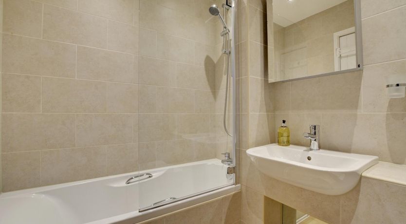 Photo of 2 Bed in Padstow