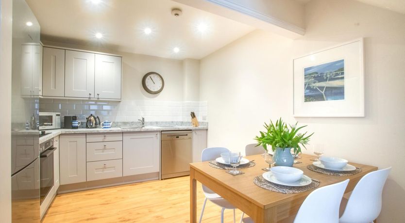 Photo of 2 Bed in Padstow
