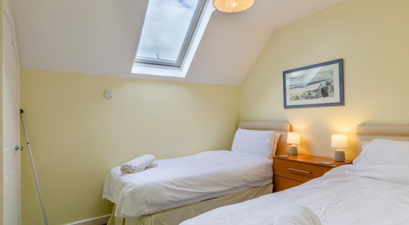Photo of 2 Bed in Charmouth